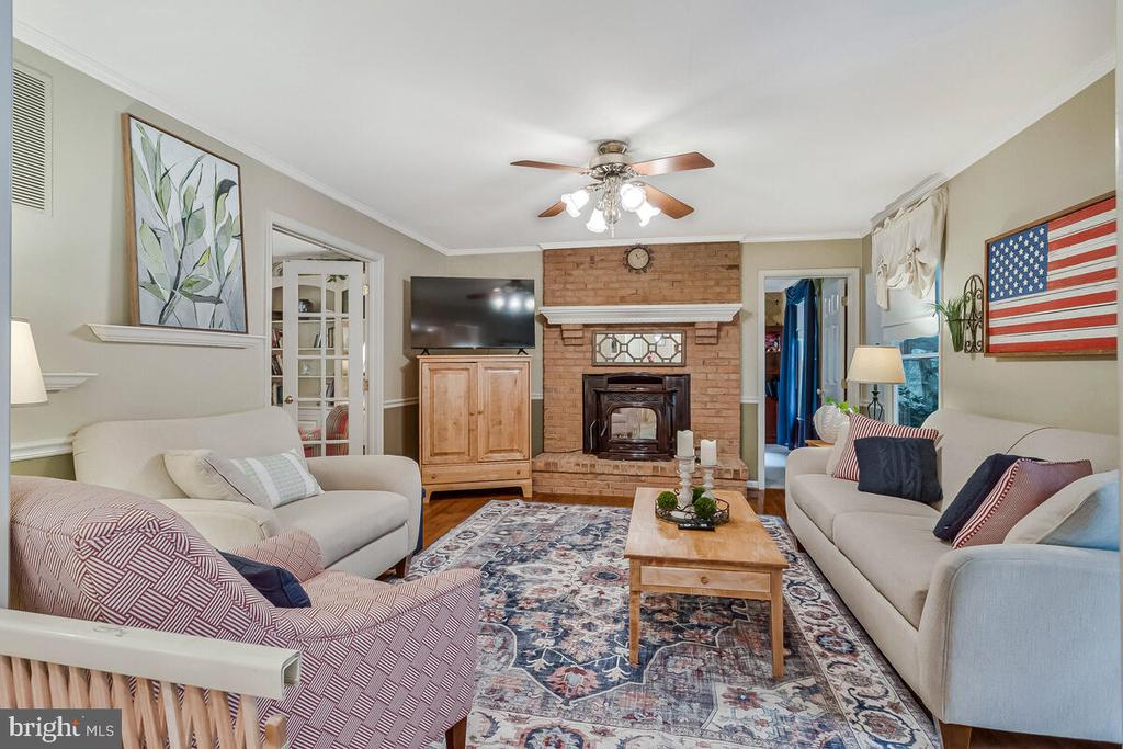 3897 HUNTING CREEK ROAD