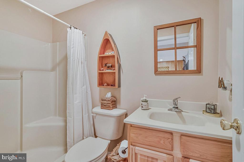 3897 HUNTING CREEK ROAD