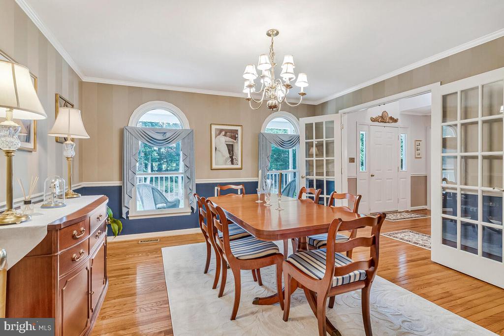 3897 HUNTING CREEK ROAD