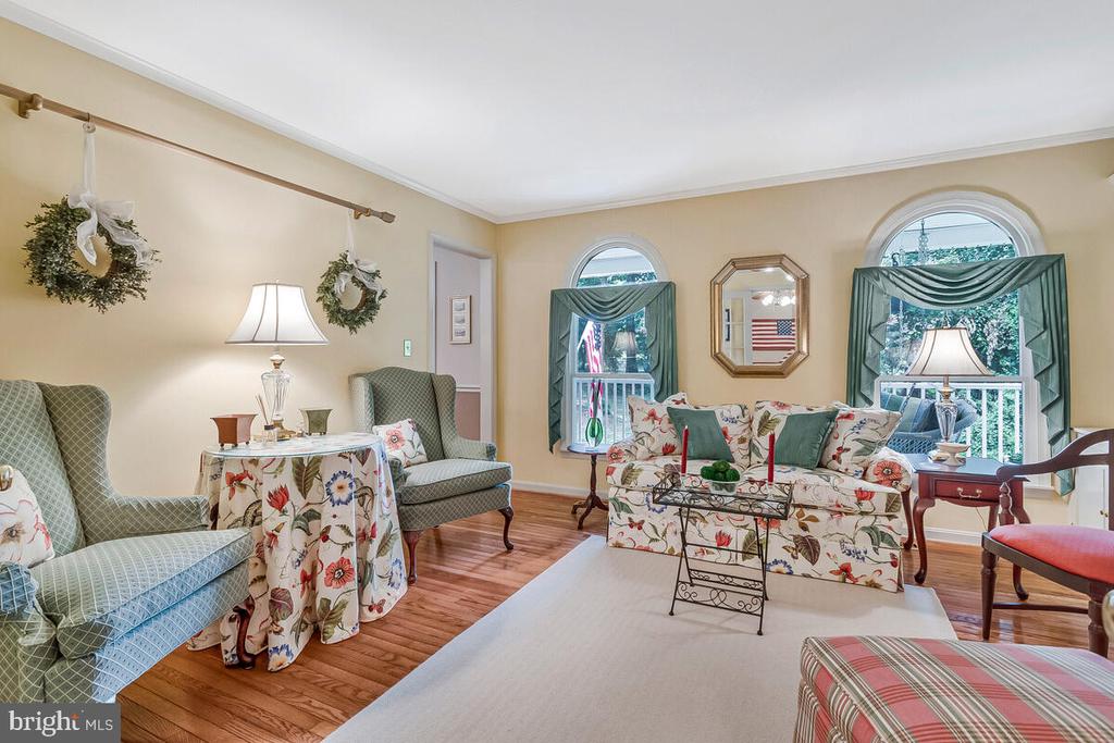 3897 HUNTING CREEK ROAD