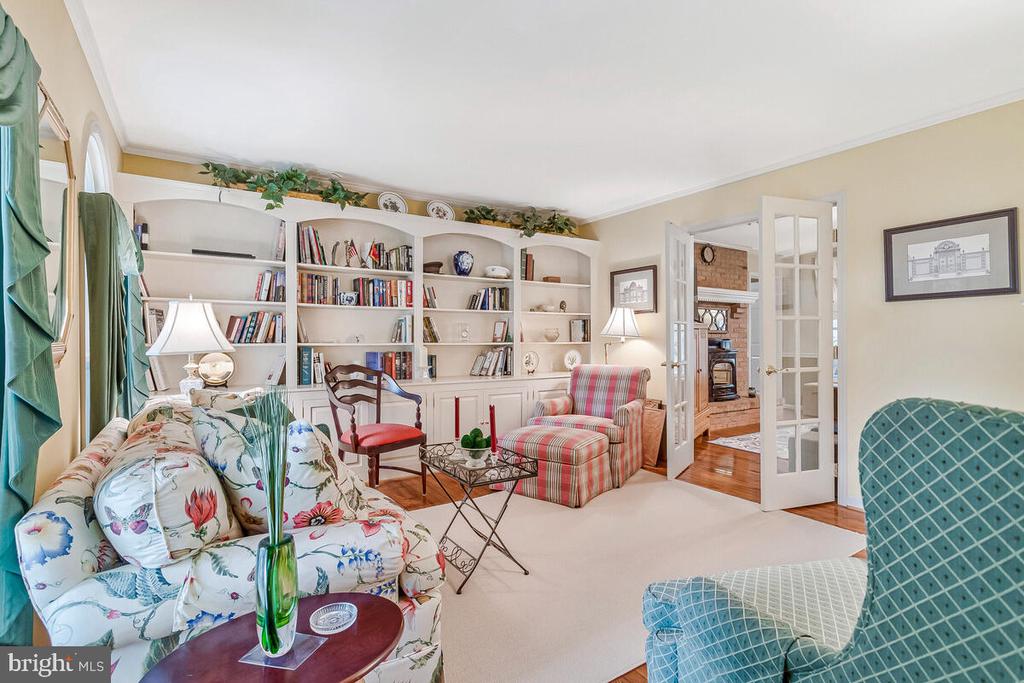 3897 HUNTING CREEK ROAD