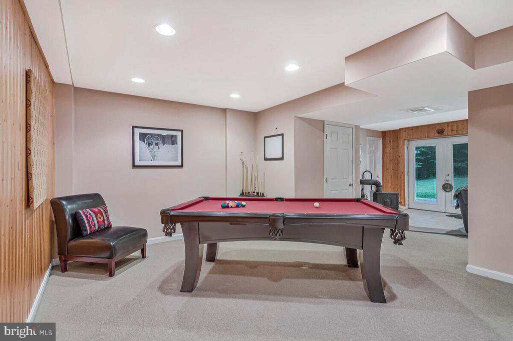3897 HUNTING CREEK ROAD