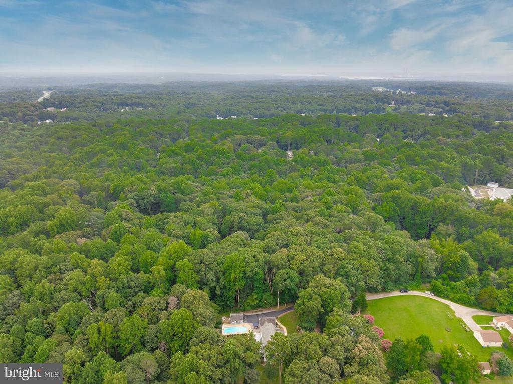 3897 HUNTING CREEK ROAD