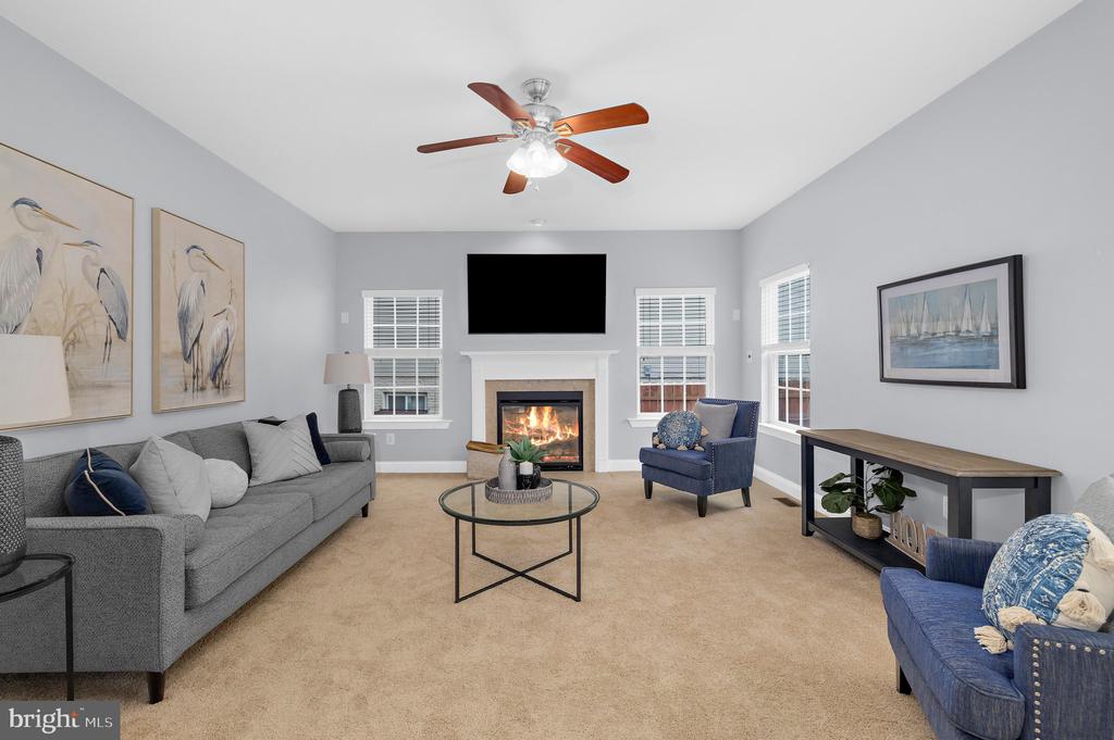 3671 MIDDLE GROUND COURT