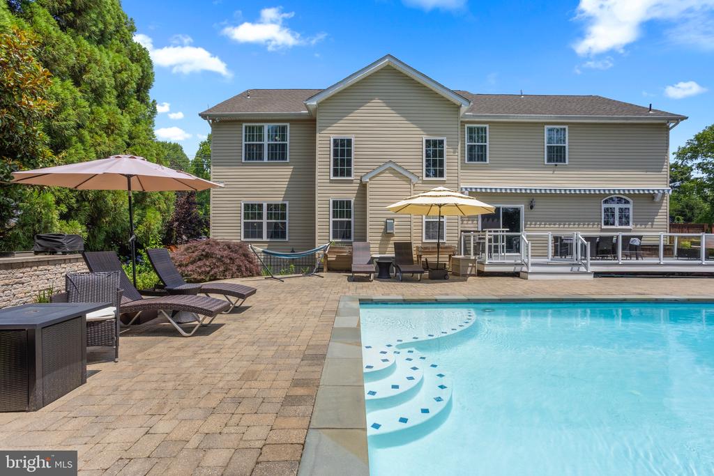 3325 COX ROAD