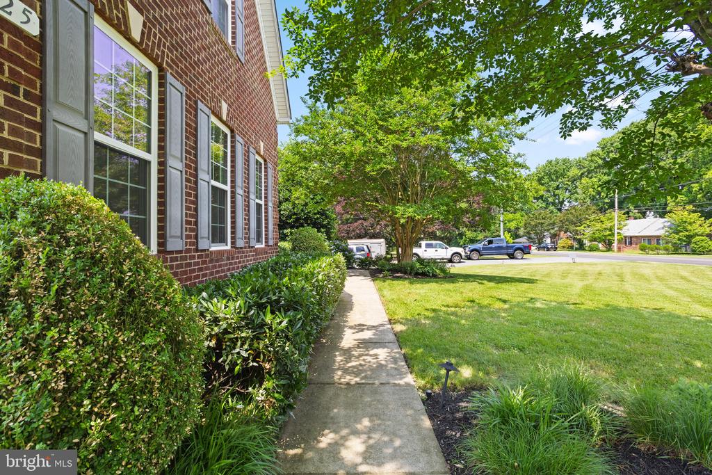 3325 COX ROAD