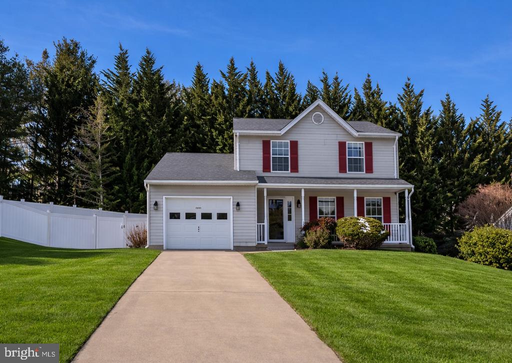 4440 N WOODS TRAIL