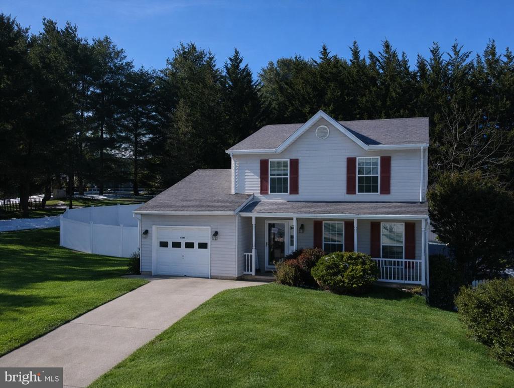 4440 N WOODS TRAIL