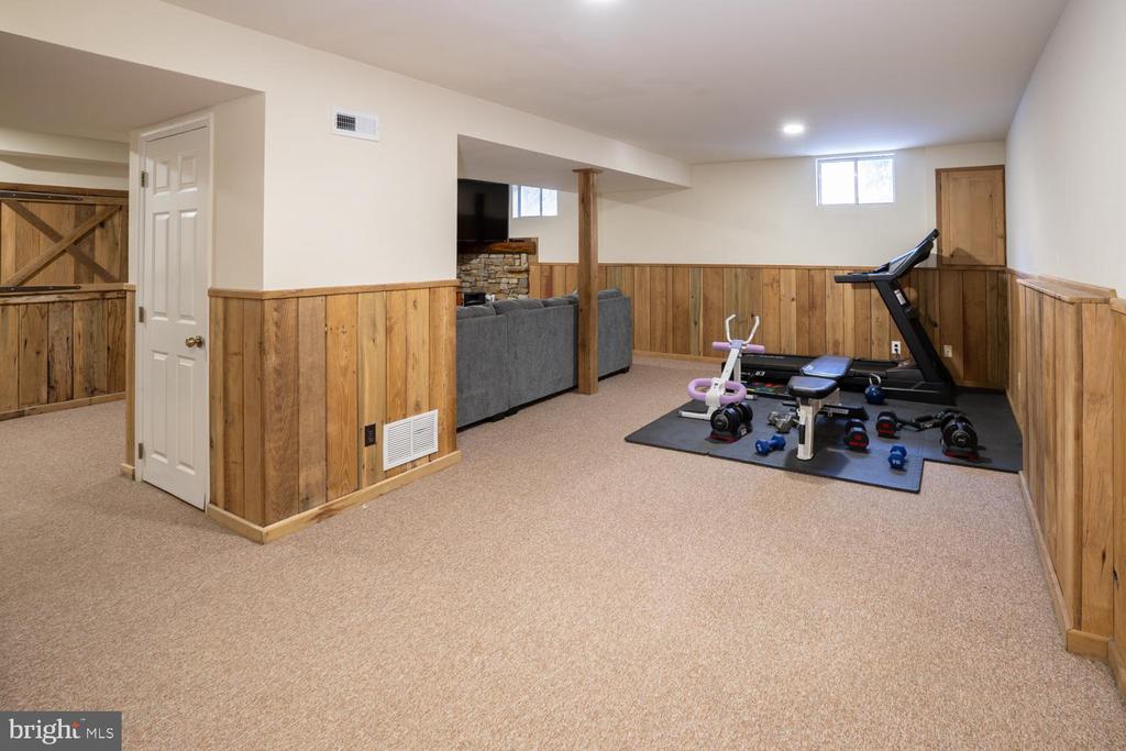 4440 N WOODS TRAIL