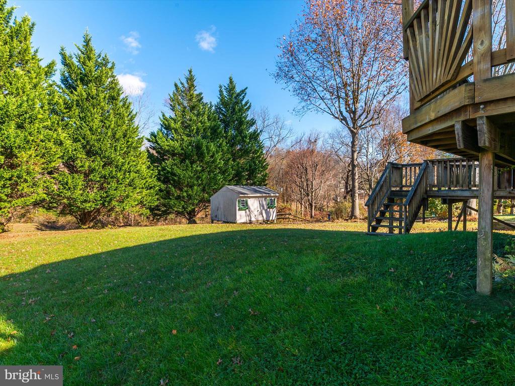 905 GREEN FAWN COURT