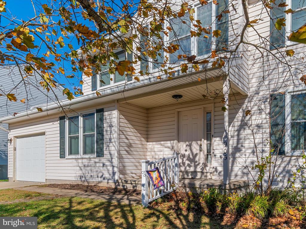 905 GREEN FAWN COURT