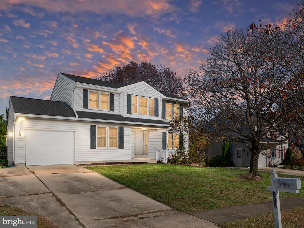 905 GREEN FAWN COURT