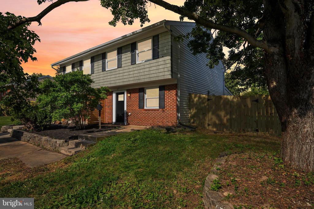 225 HAVERHILL ROAD