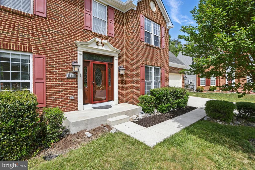 17803 SINGH COURT