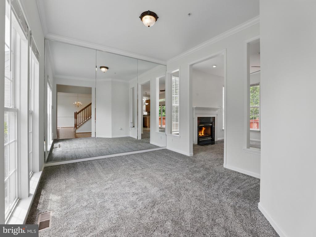 17803 SINGH COURT