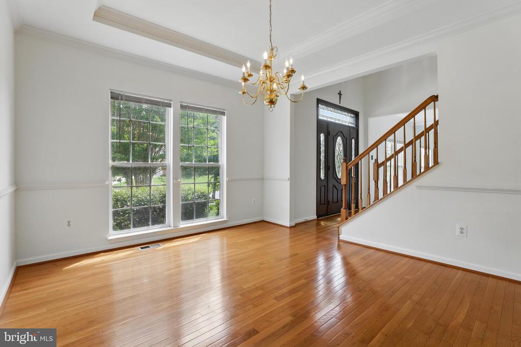 17803 SINGH COURT