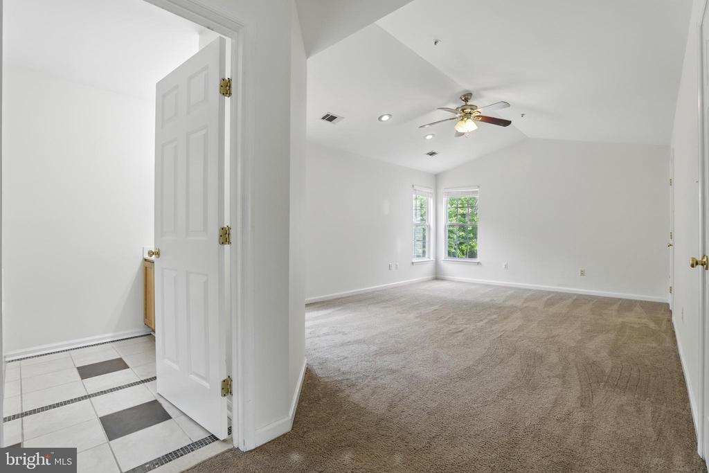 17803 SINGH COURT