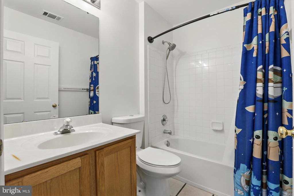 17803 SINGH COURT