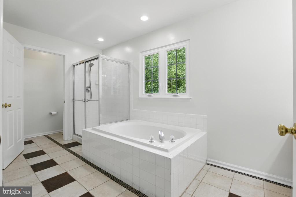 17803 SINGH COURT