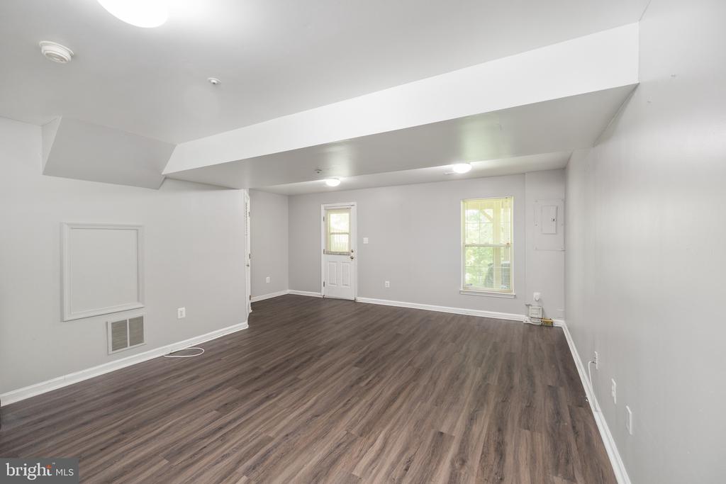 12807 TOWN CENTER WAY