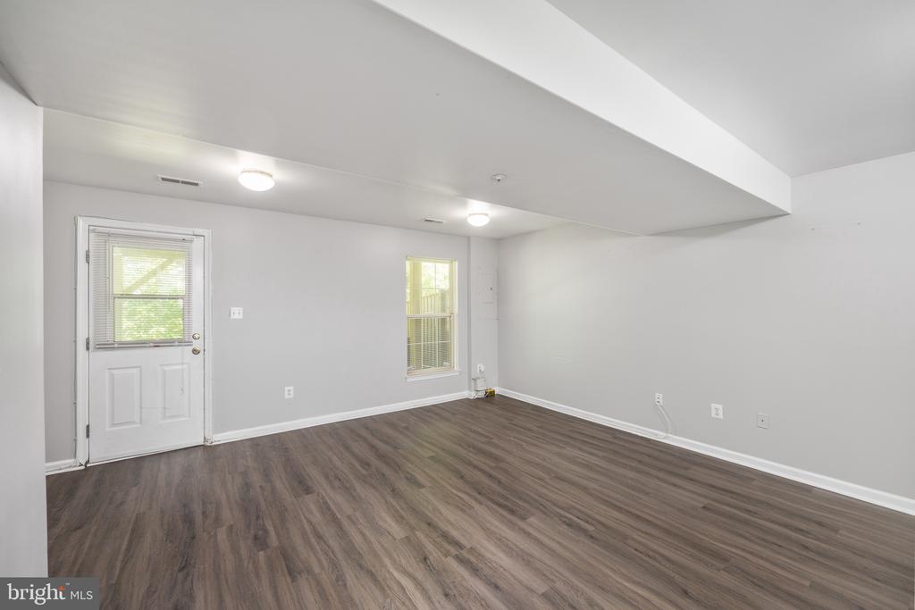 12807 TOWN CENTER WAY
