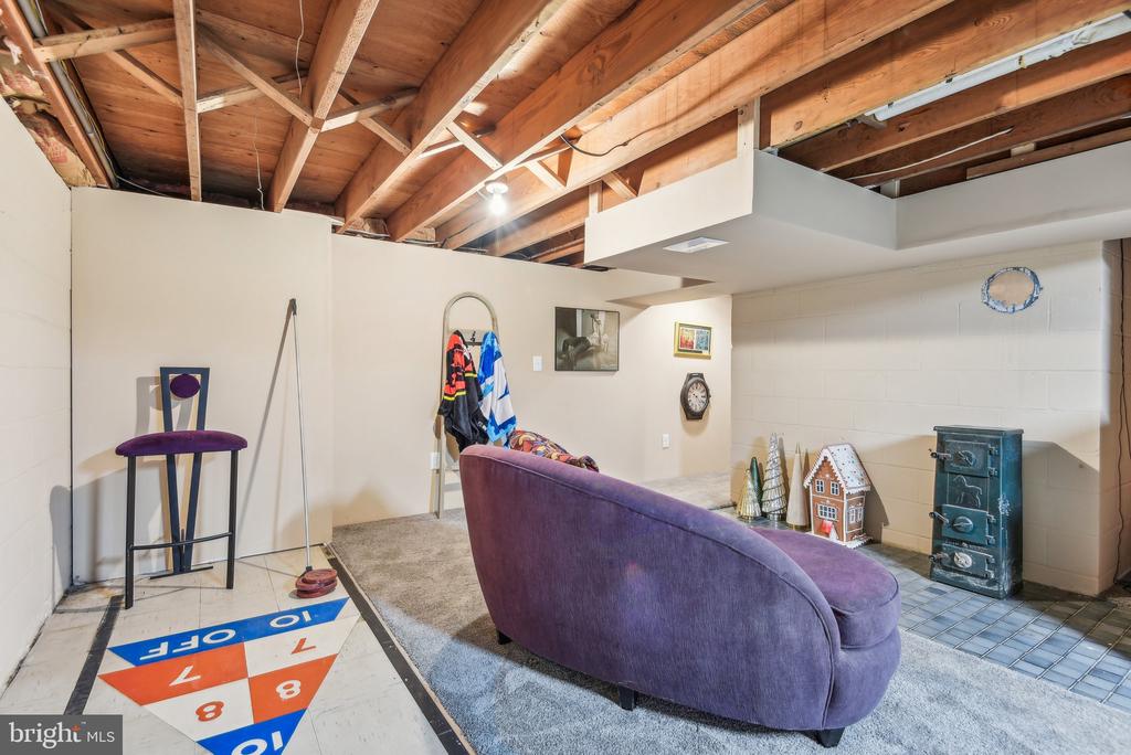 1815 STEVENS DRIVE