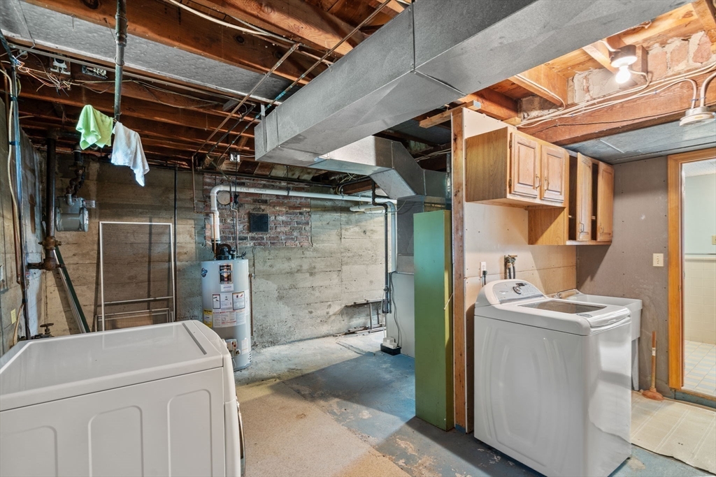 102 Cabot St