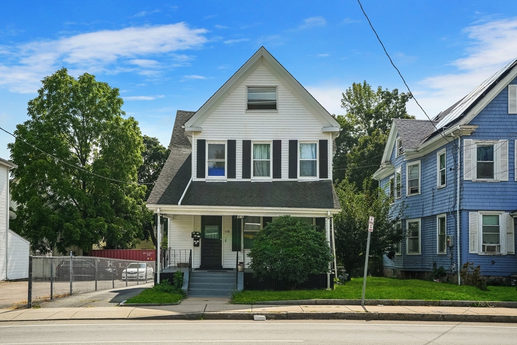 418 Pleasant St.