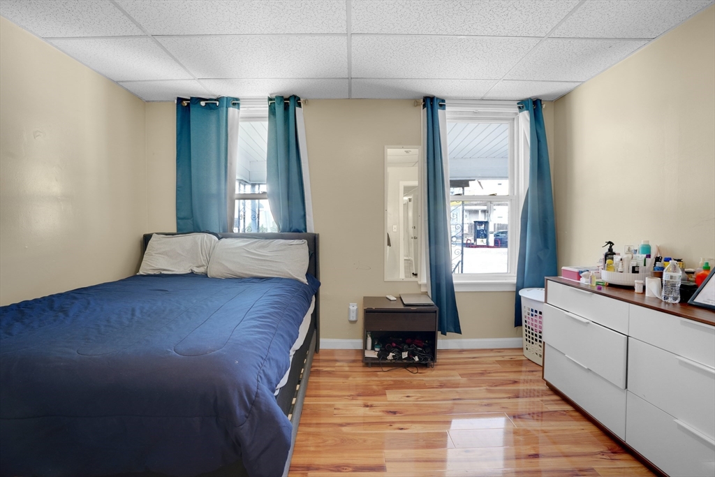 418 Pleasant St.