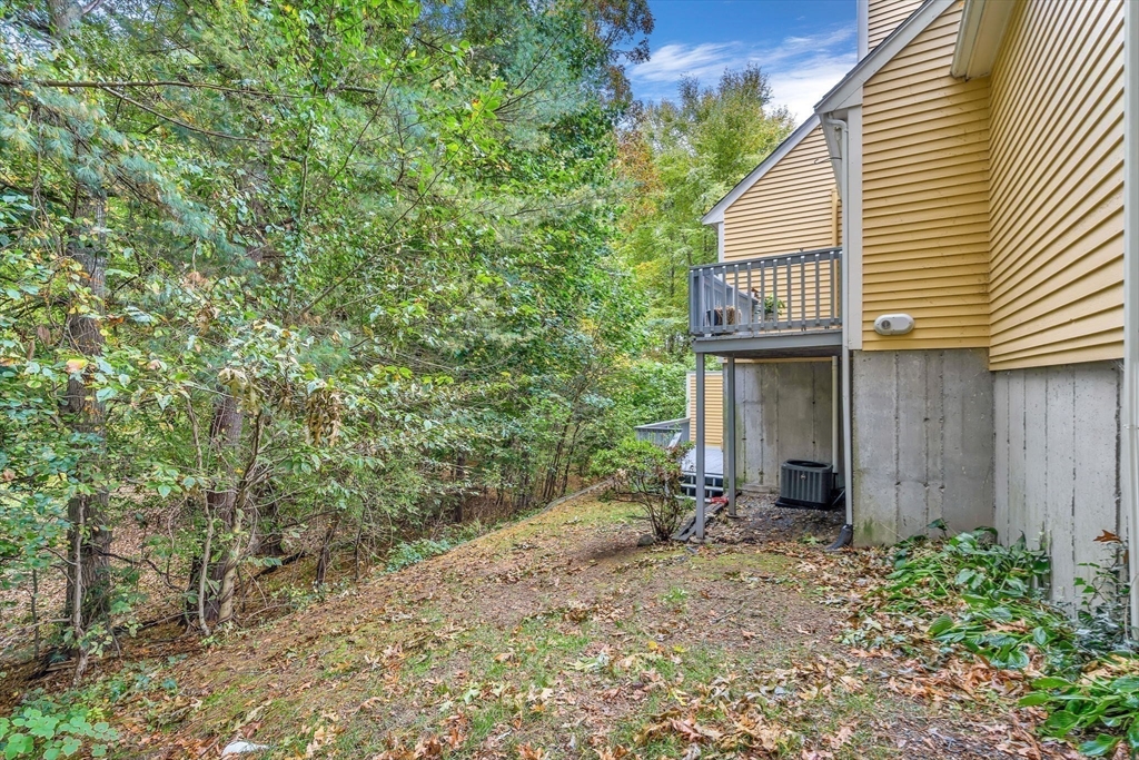 17 Spinnaker Ln # A
