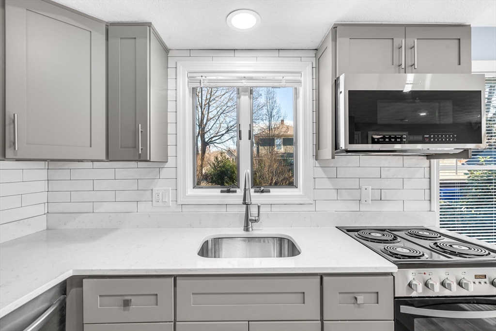 18R Monadnock Ave # 2