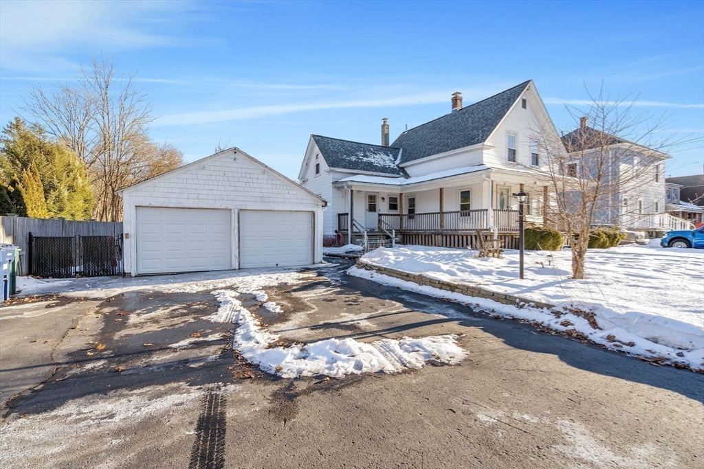 34 Pleasant St
