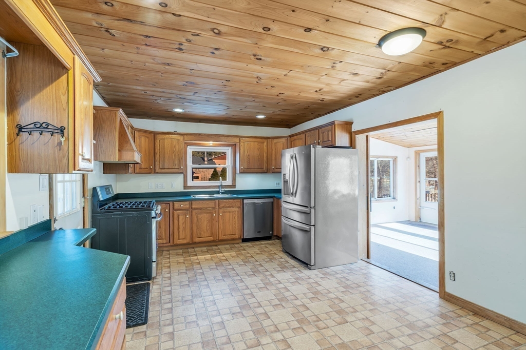 34 Pleasant St