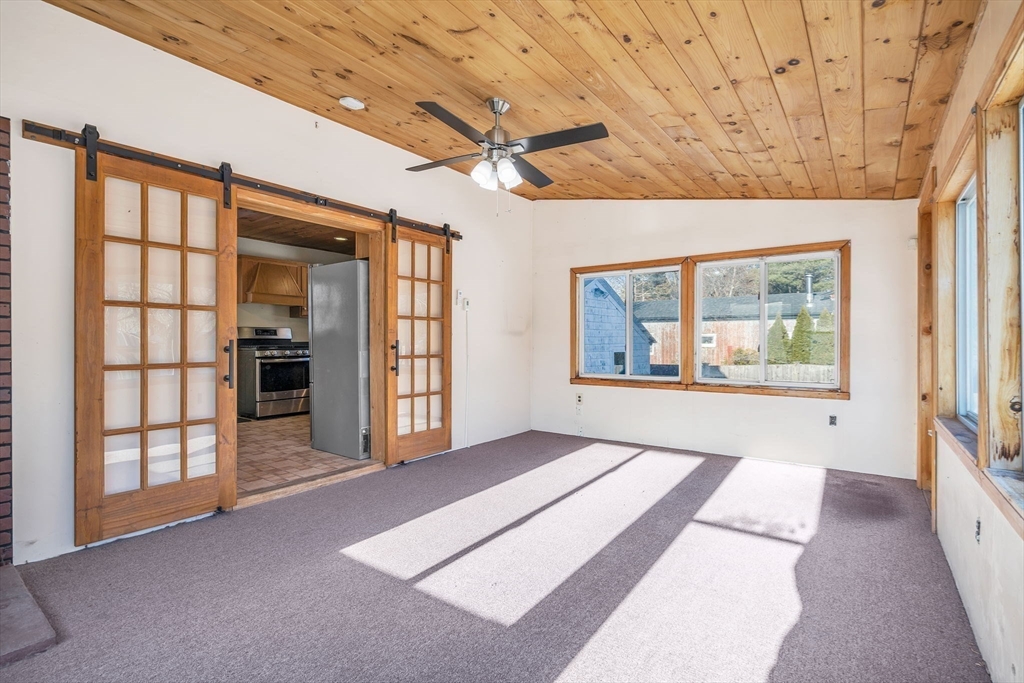 34 Pleasant St