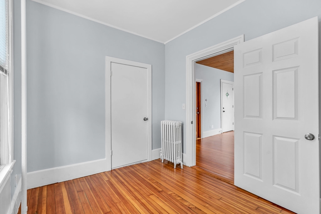 98 Baker St # 1