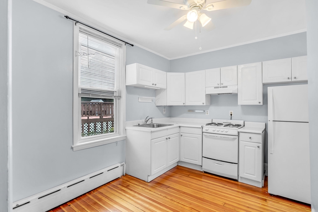 98 Baker St # 1