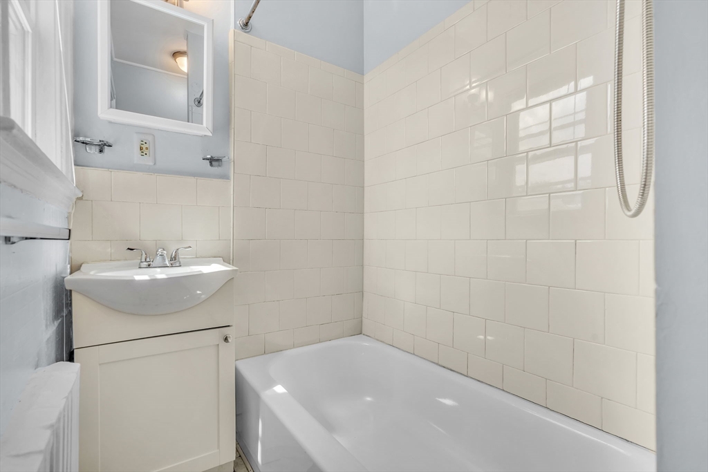 98 Baker St # 1