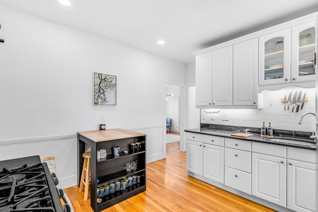 26 Peverell St # 2