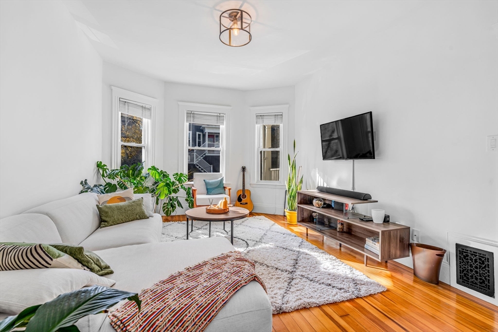 26 Peverell St # 2