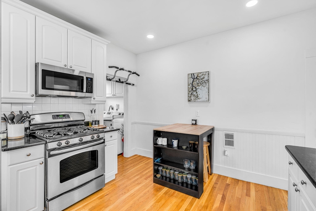 26 Peverell St # 2
