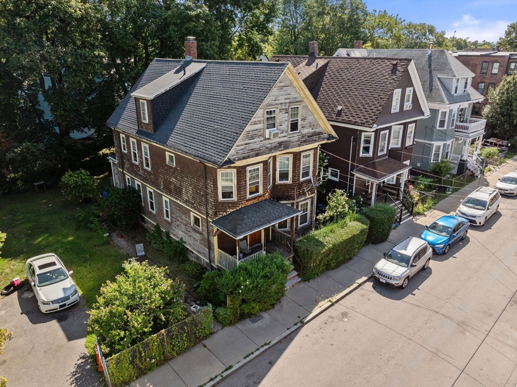 19 Elmhurst St