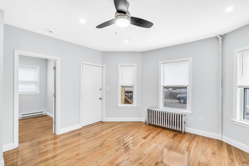 19 Farrington St # 1
