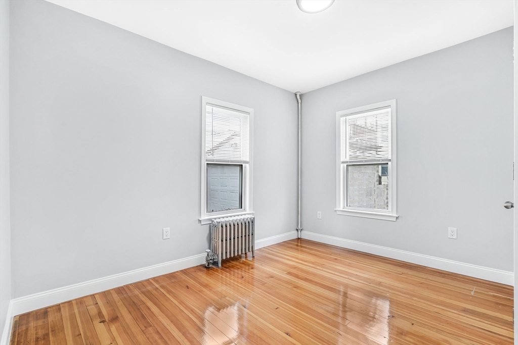 19 Farrington St # 1