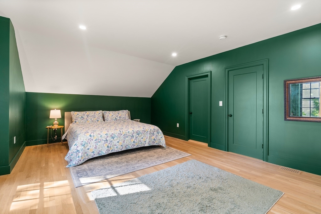 22 Kenilworth St