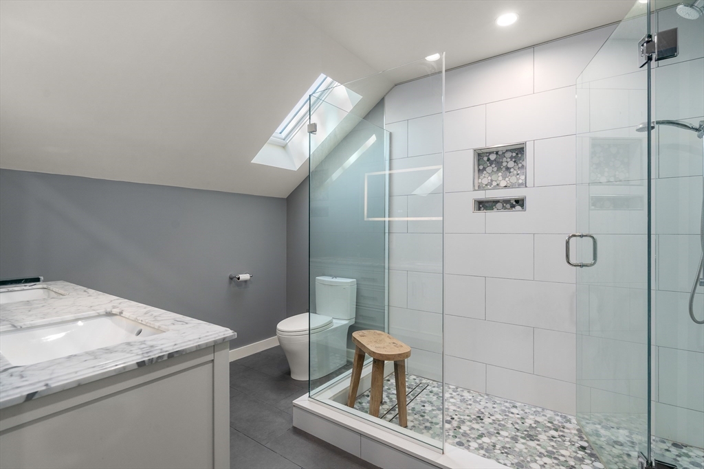 22 Kenilworth St