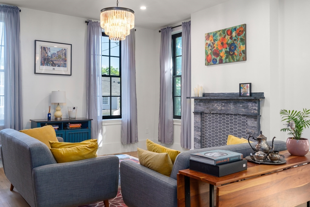 22 Kenilworth St
