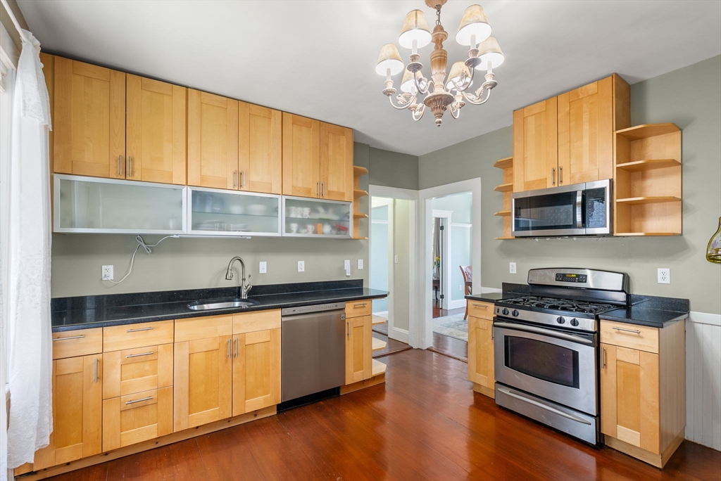 2 Pleasant St # 2
