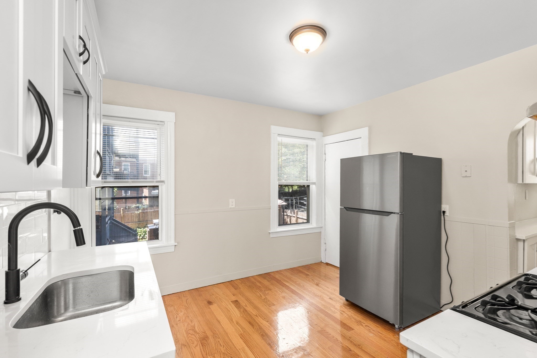 79 Nelson St # 1