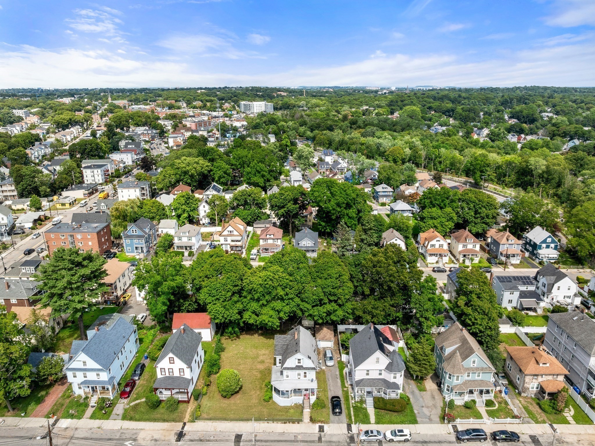 16 Holmfield Ave