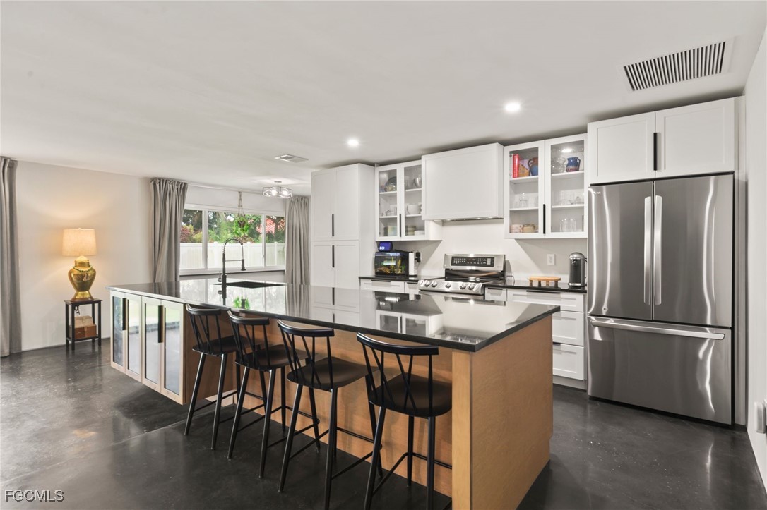 13764 River Forest DR